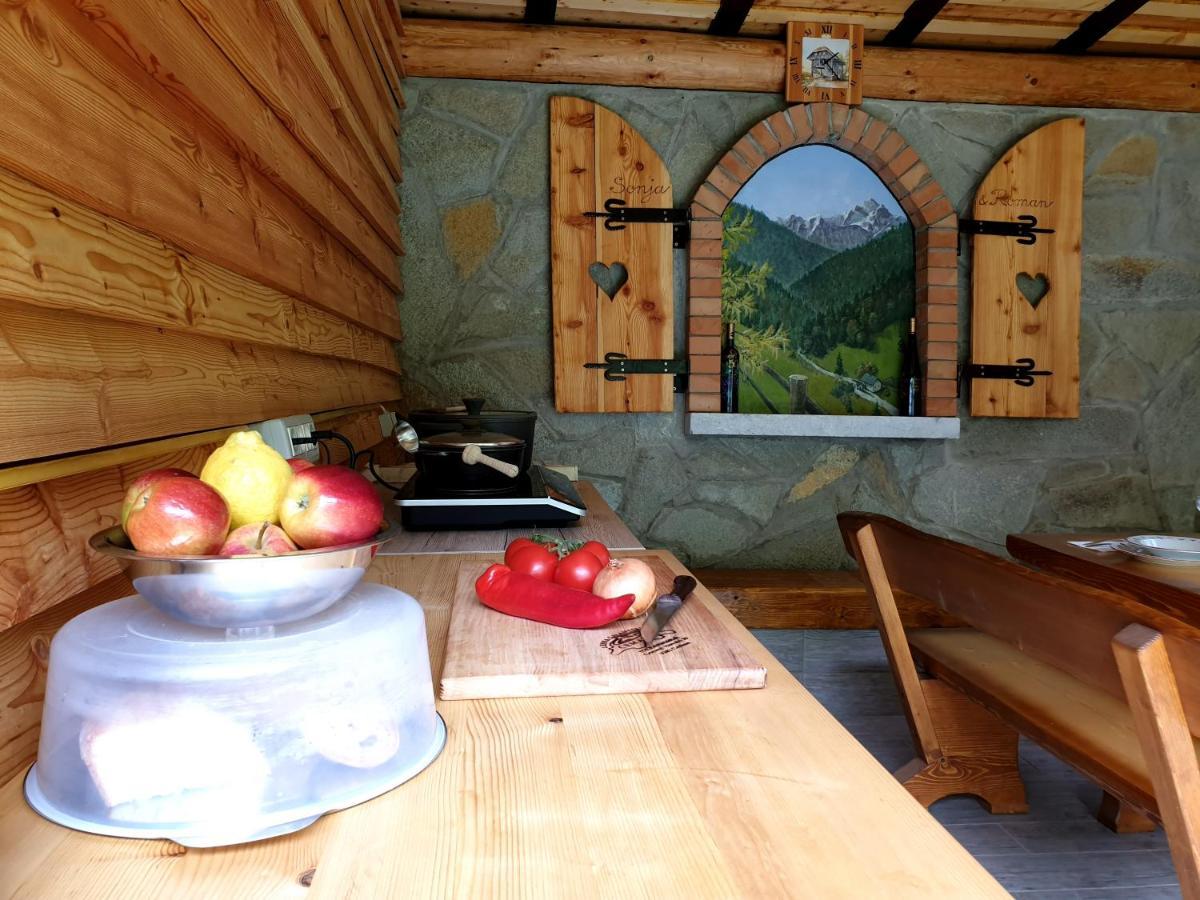 Apartment And Garden House Among The Mountains Podbrdo المظهر الخارجي الصورة