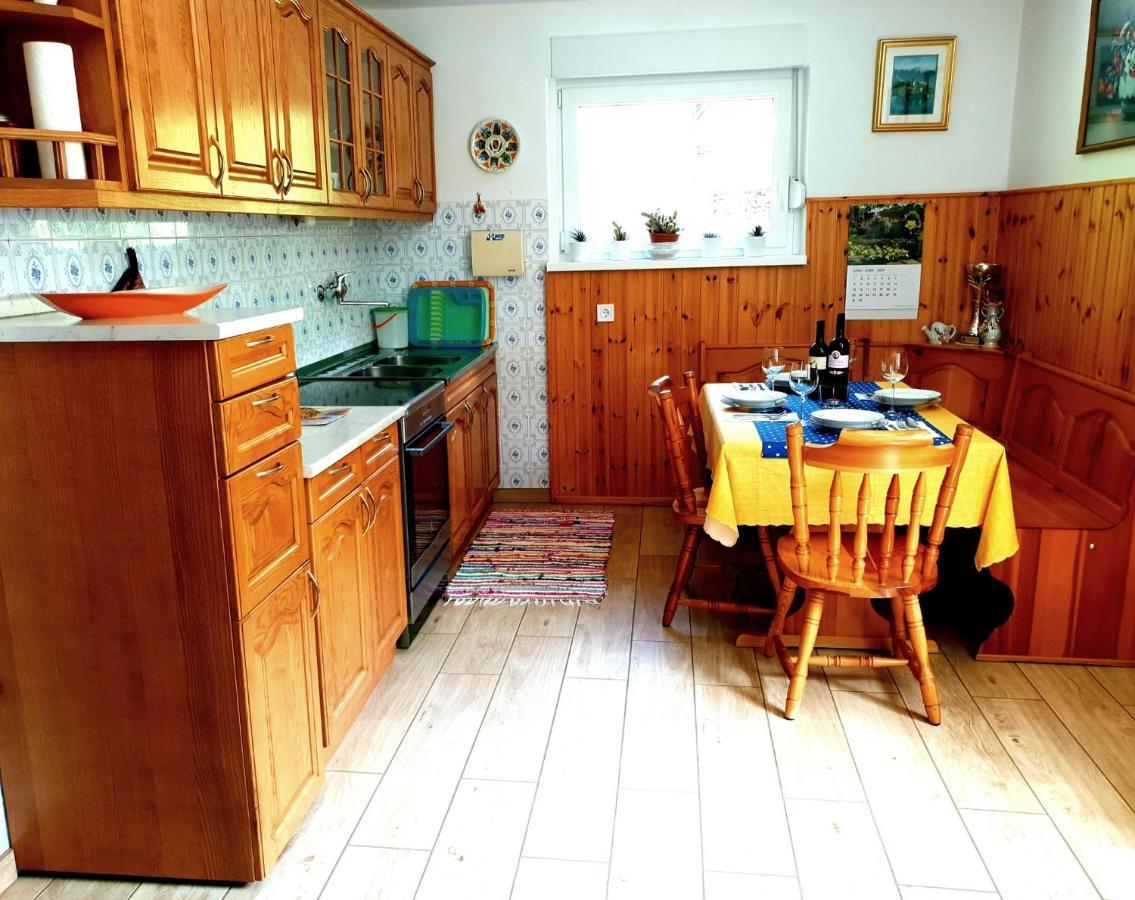 Apartment And Garden House Among The Mountains Podbrdo المظهر الخارجي الصورة
